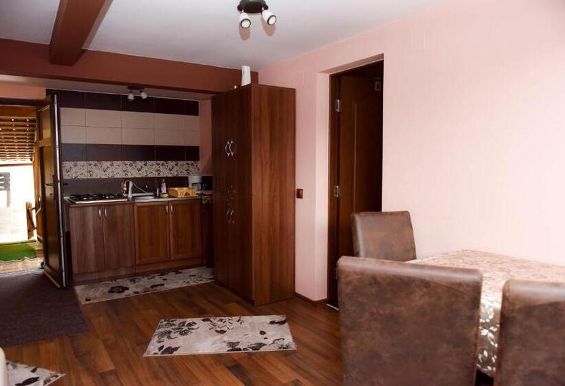 带2个卧室的公寓, Casa Edy