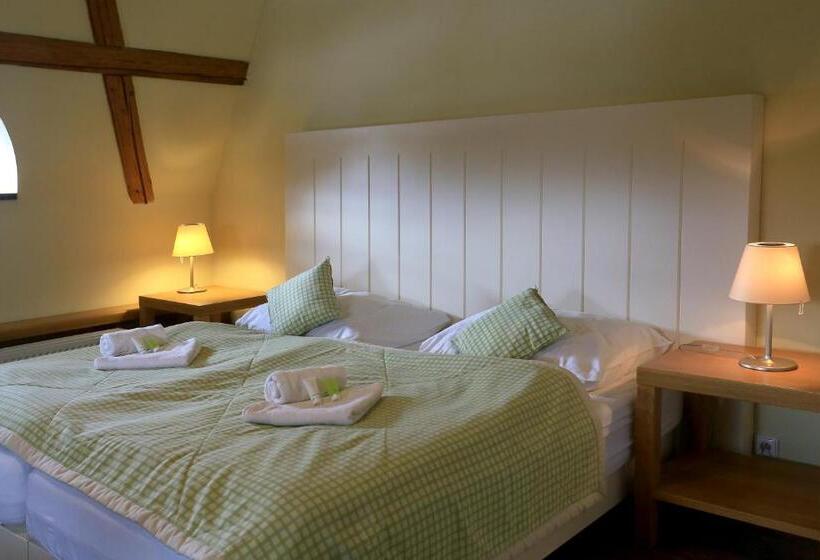 デラックスルーム, Resort Líšenský Dvůr