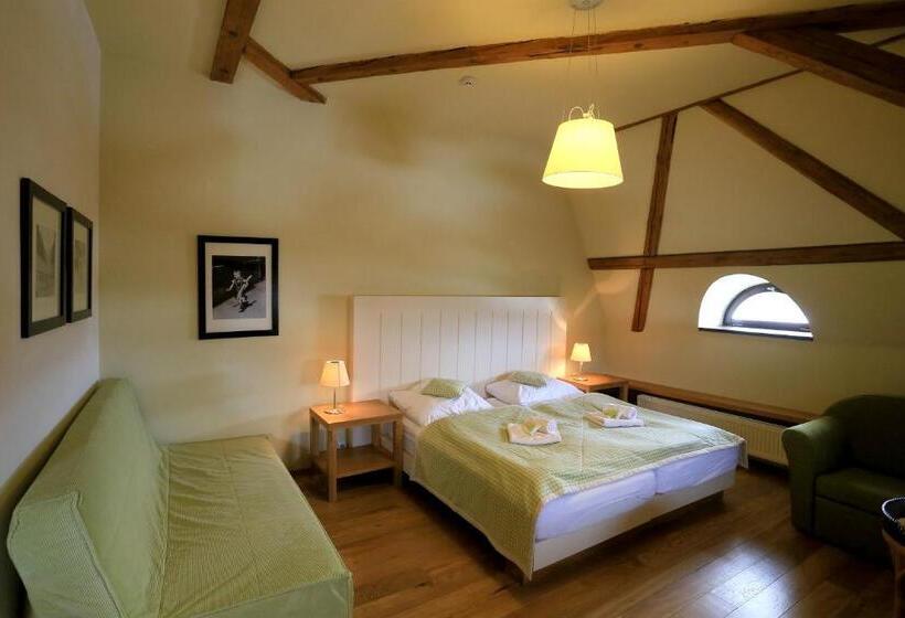 デラックスルーム, Resort Líšenský Dvůr