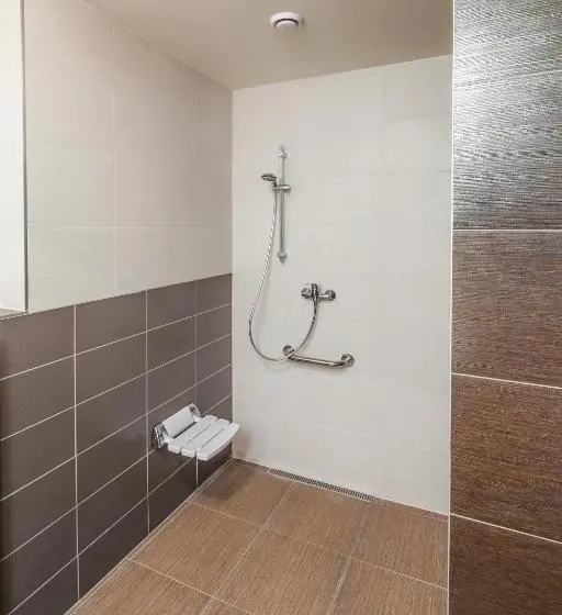 身障者適用スタンダードルーム, Resort Líšenský Dvůr