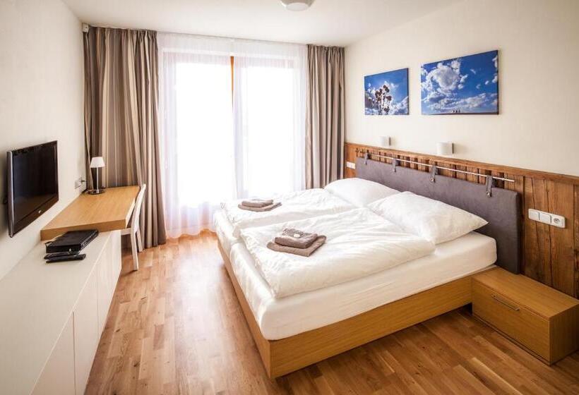 テラス付きスタンダードルーム, Resort Líšenský Dvůr