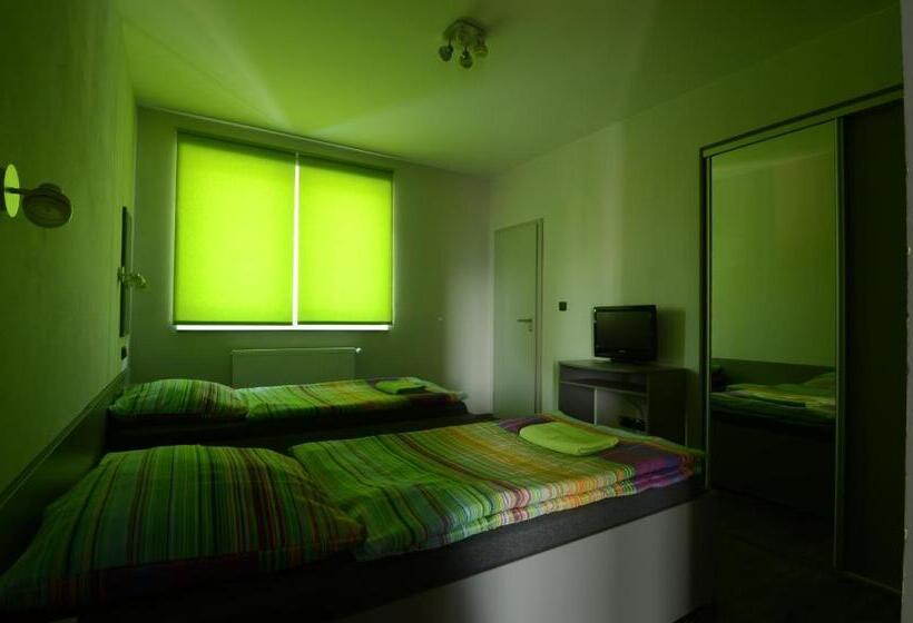 스탠다드 룸, Pension Escrime