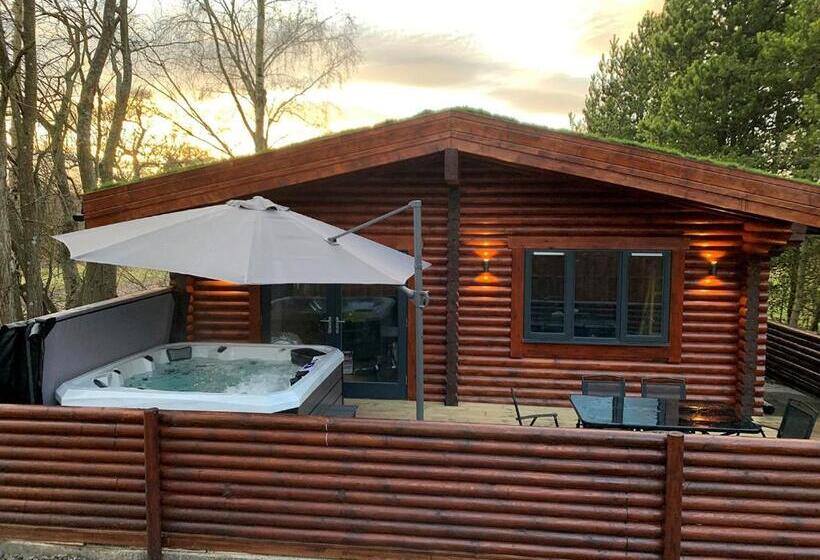 בית, 3 חדרי שינה, Beech Hedge