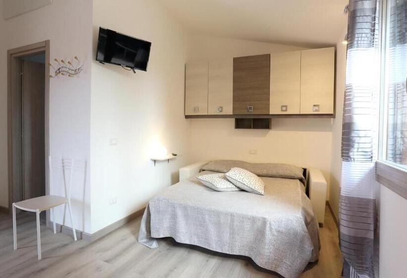 דירת חדר ללא מטבח, Villaggio Olmè