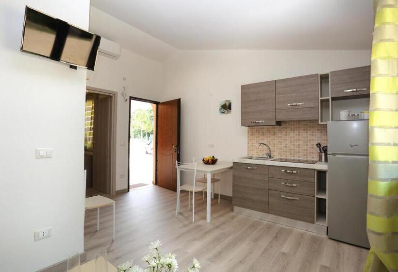 דירת חדר ללא מטבח, Villaggio Olmè