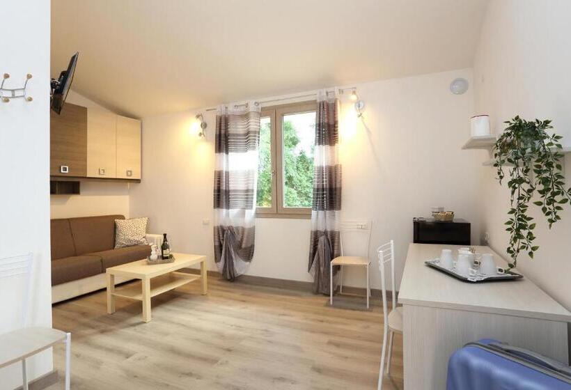 דירת חדר ללא מטבח, Villaggio Olmè