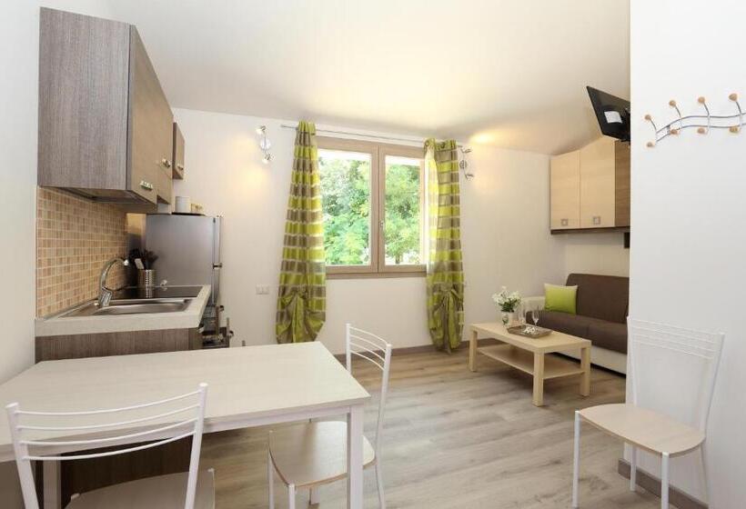 דירת חדר, Villaggio Olmè