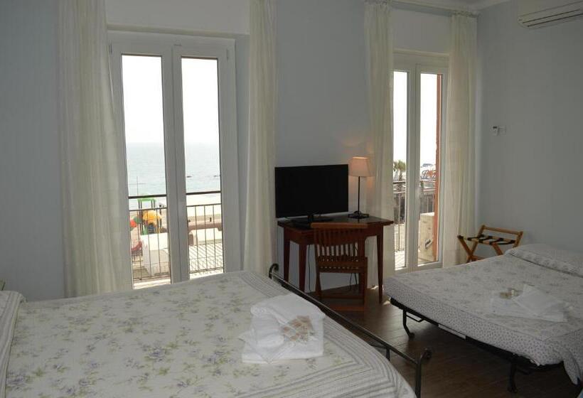 Triple Room Sea View, Bianchi Nicola