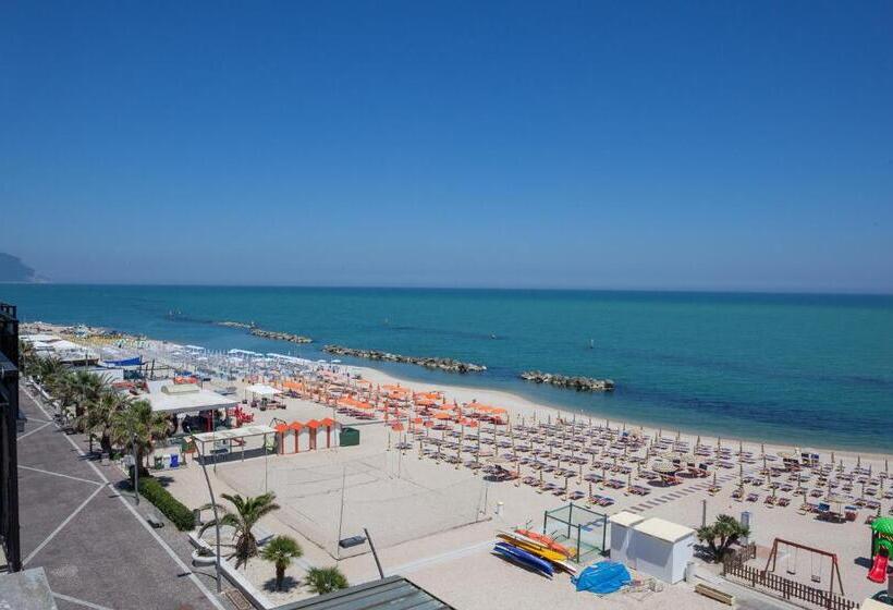 Triple Room Sea View, Bianchi Nicola