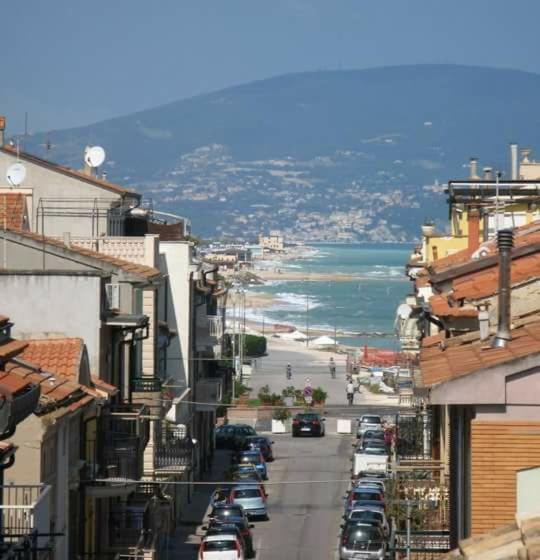 スタンダードシングルルーム, Bianchi Nicola