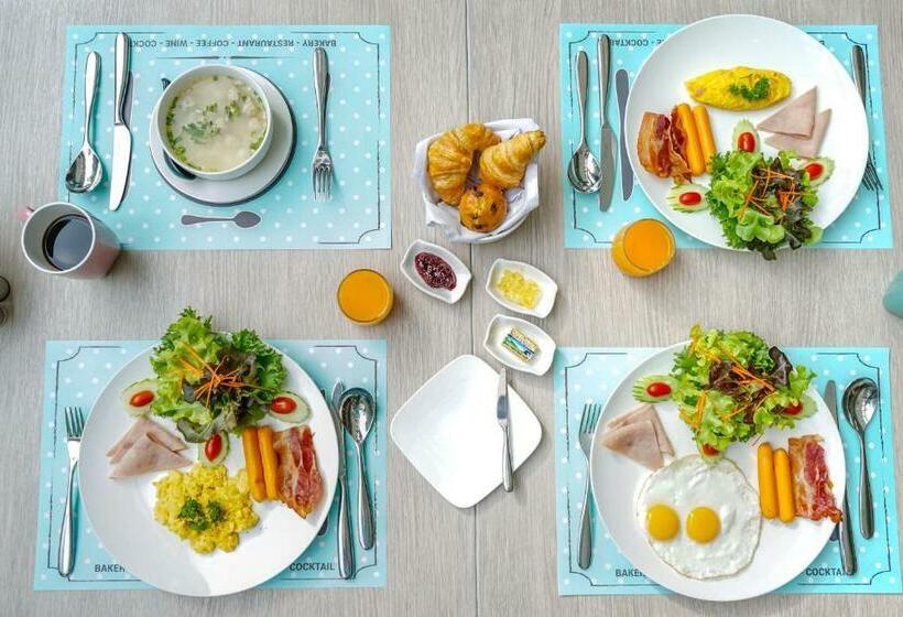 스탠다드 룸 킹사이즈 침대, Serenity Hotel And Spa Kabinburi