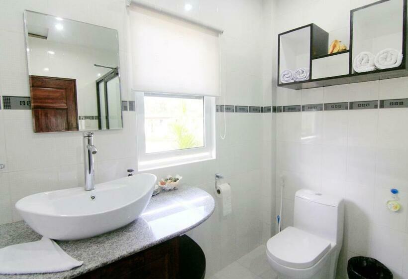 ویلای 1 خوابه, J&r Residence