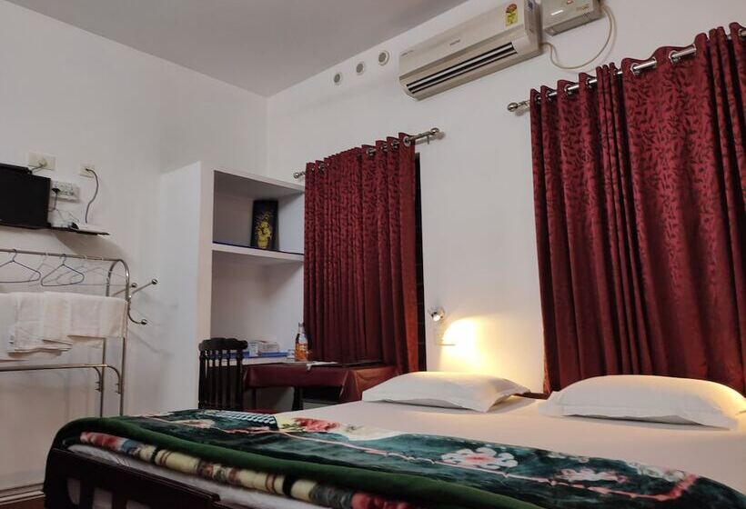 Семейный Номер, Kuttickattil Gardens Homestay