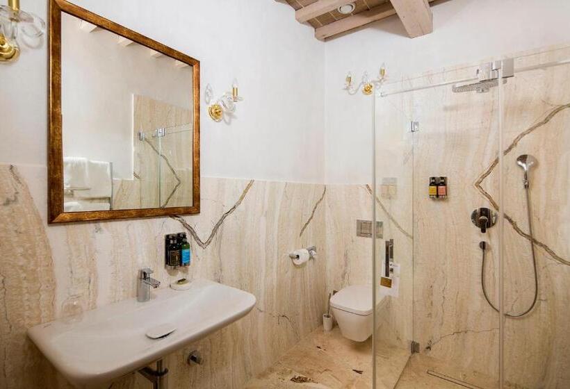 Номер Deluxe, Kaštieľ Kubínyi