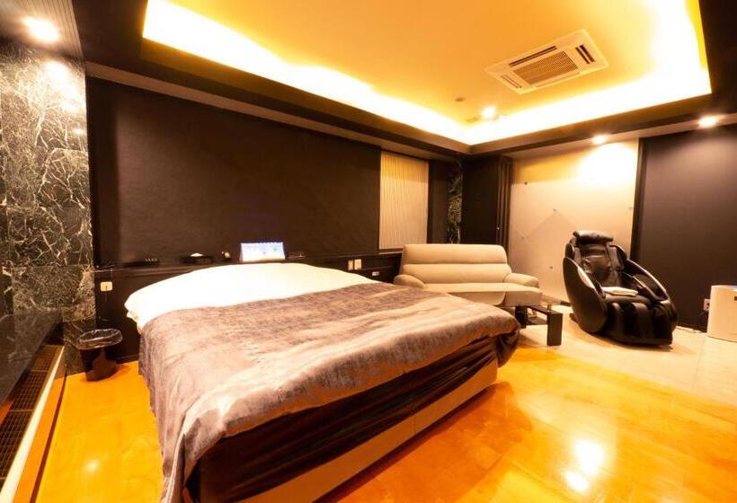 수피리어 룸, Oxy Adults Only