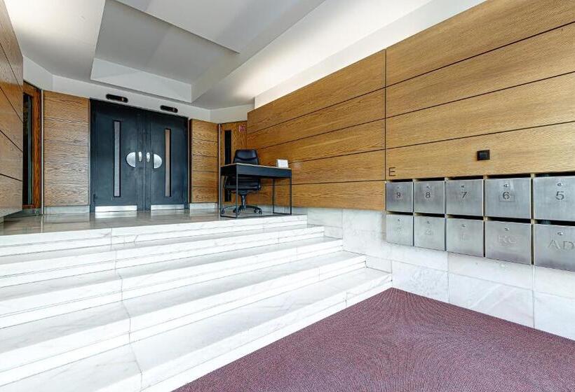 バス共有のスタンダードルーム, Castilho Residence