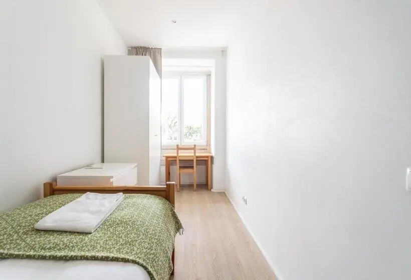 バスルーム共有のシングルスタンダード, Castilho Residence