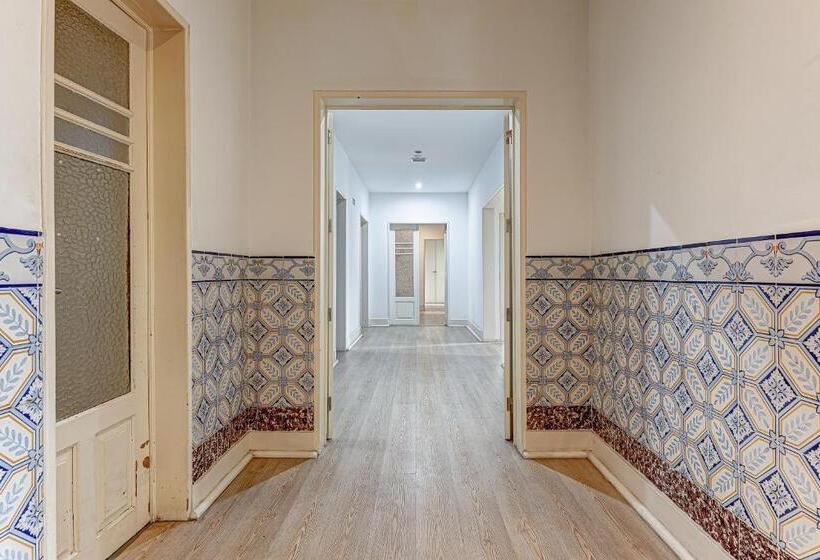 バスルーム共有のシングルスタンダード, Castilho Residence