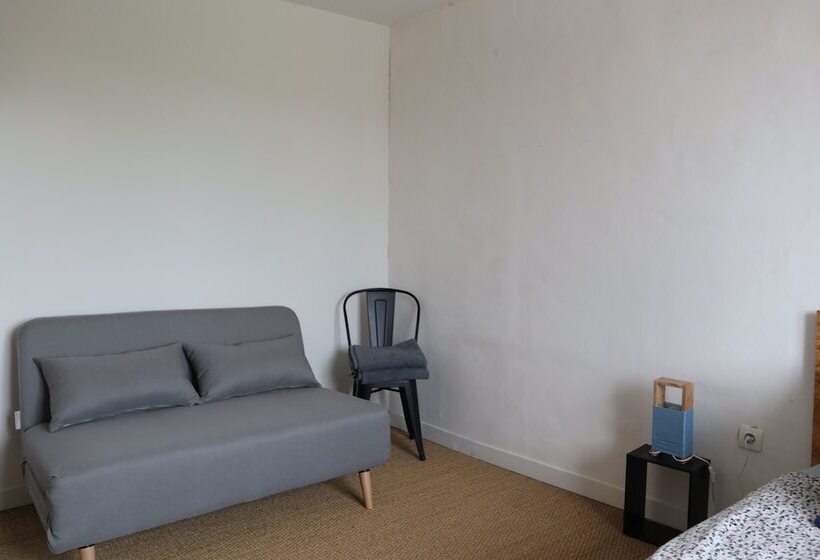 غرفة قياسية, Maison Ecologique En Paille