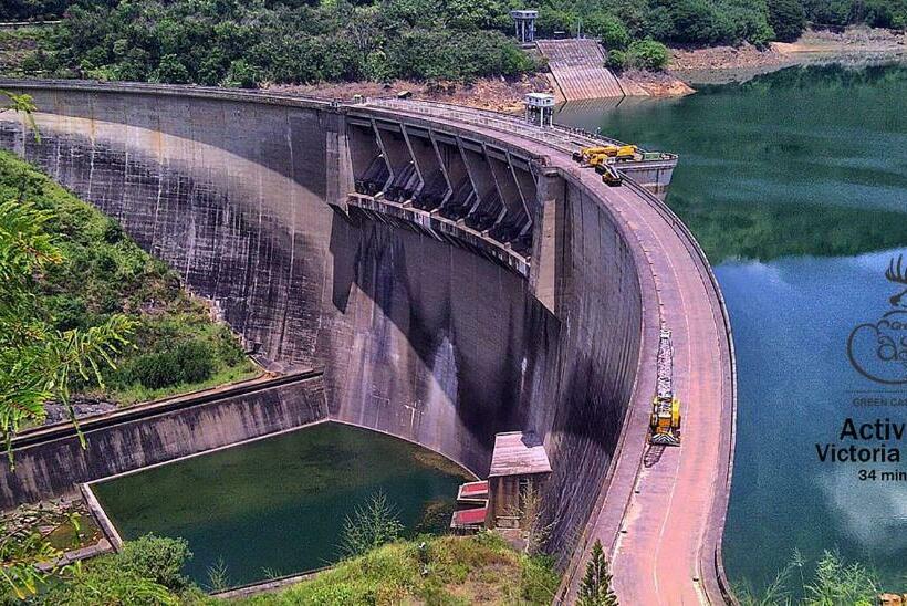 Suite with lake view, Castle Palace Kandy