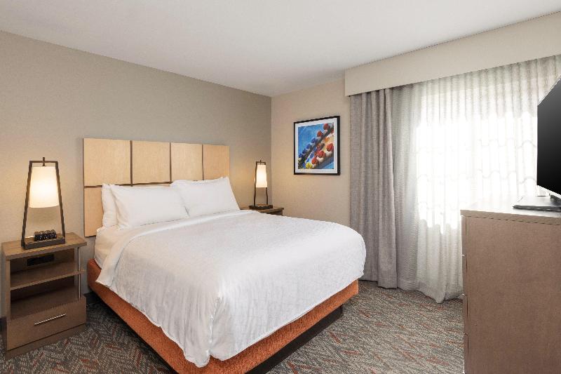 适合残疾人士使用的套间, Candlewood Suites Anaheim   Resort Area, An Ihg