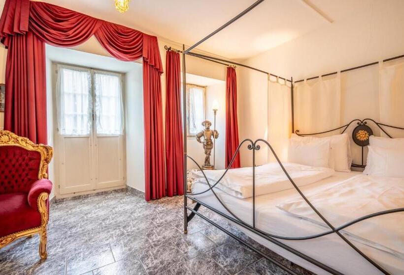 带按摩浴盆的套房, Altstadt Hotel Magic Luzern