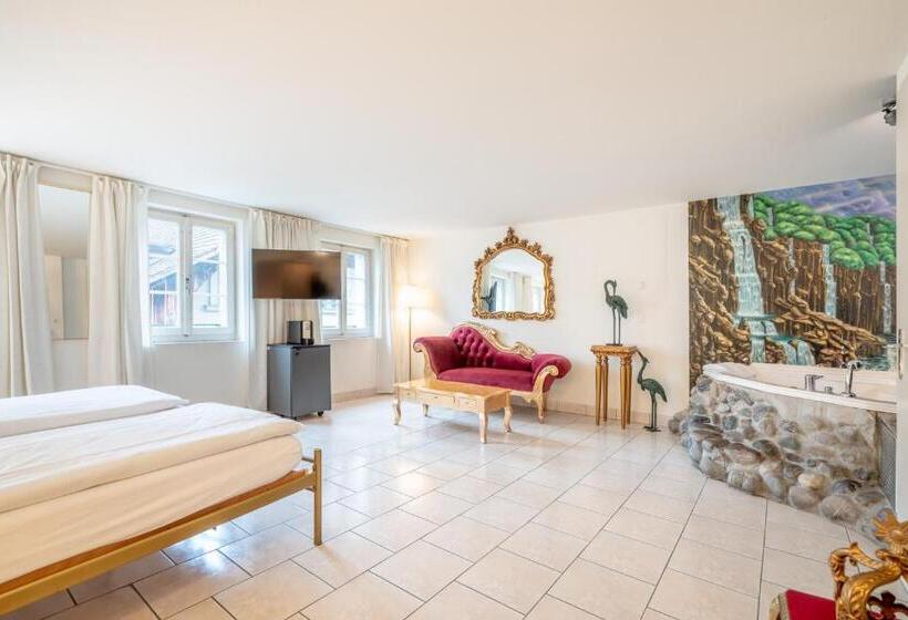 带大床的套房, Altstadt Hotel Magic Luzern