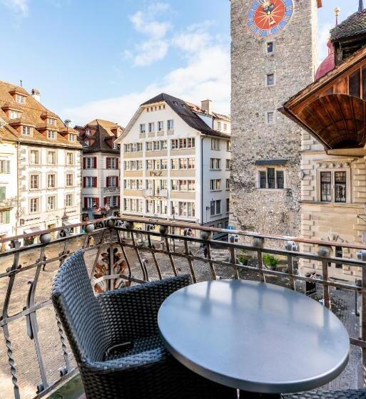 带按摩浴盆的套房, Altstadt Hotel Magic Luzern