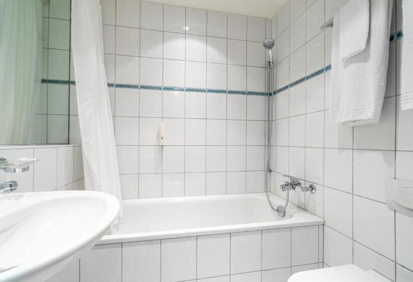 带按摩浴盆的套房, Altstadt Hotel Magic Luzern