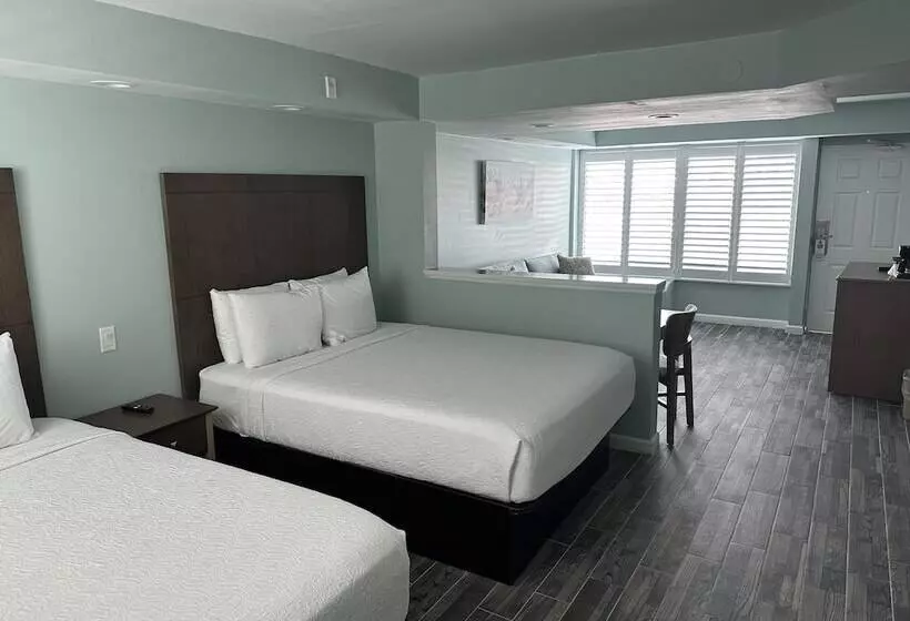 Standard-huone 2 Parivuodetta, Boardwalk Inn And Suites