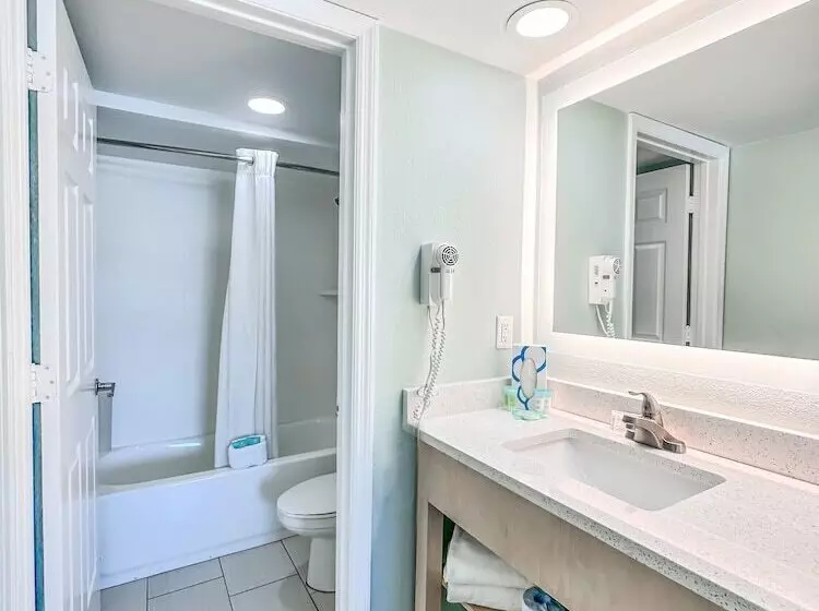 Standard-huone 2 Parivuodetta, Boardwalk Inn And Suites