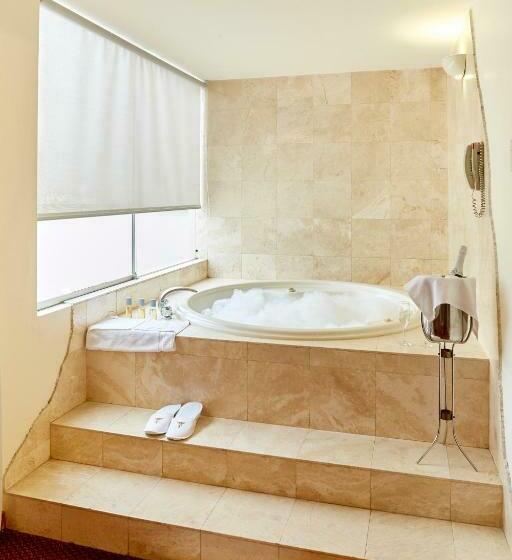 Люкс Повышенной Комфортности, Carrera