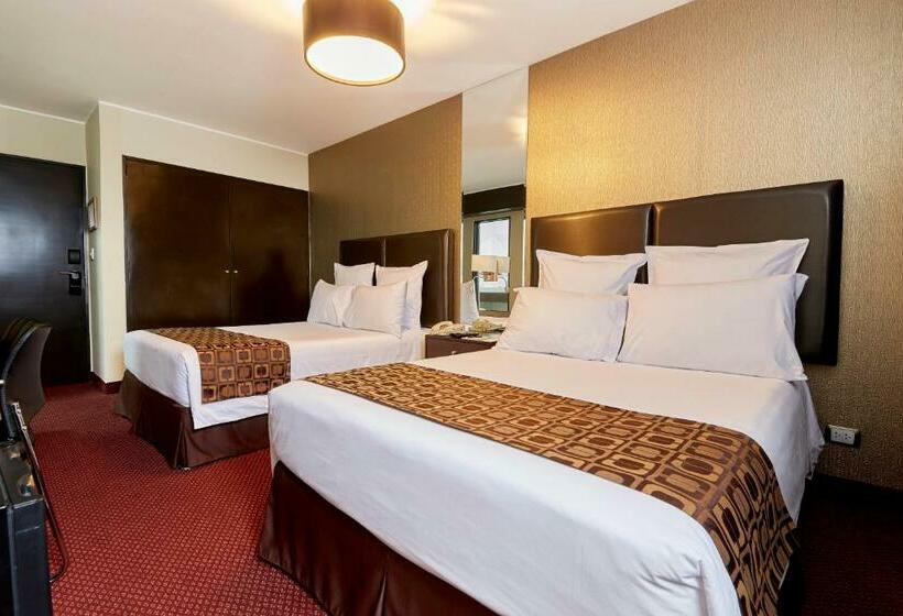 Номер Superior, Carrera