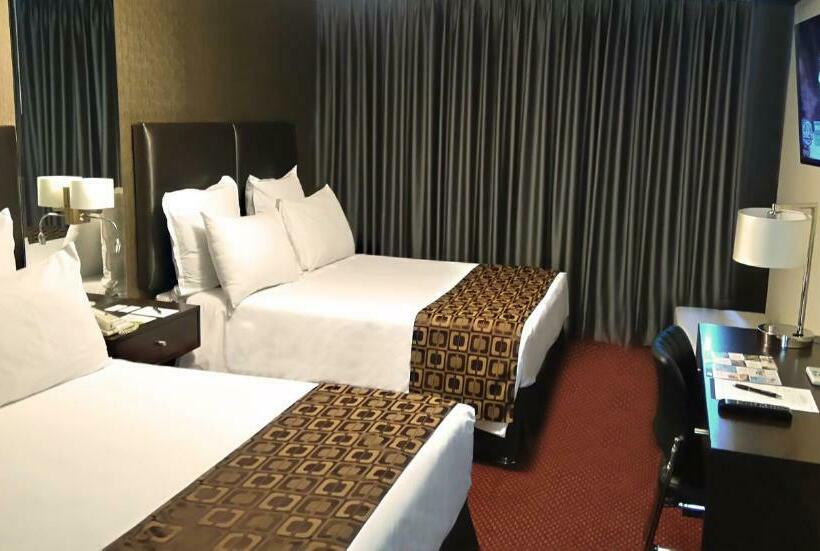 Номер Superior, Carrera