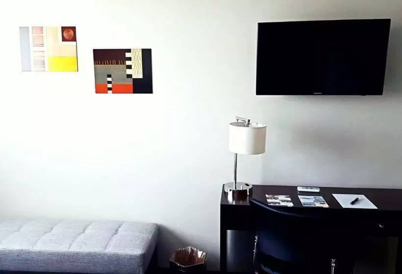 اتاق سوپریور, Carrera