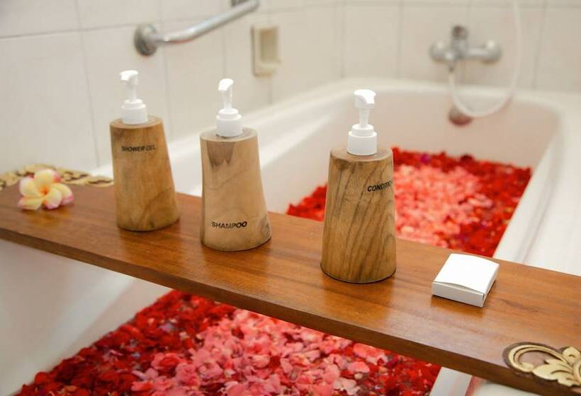 חדר דלוקס, Collection O 90805 Aditya Beach Resort And Spa