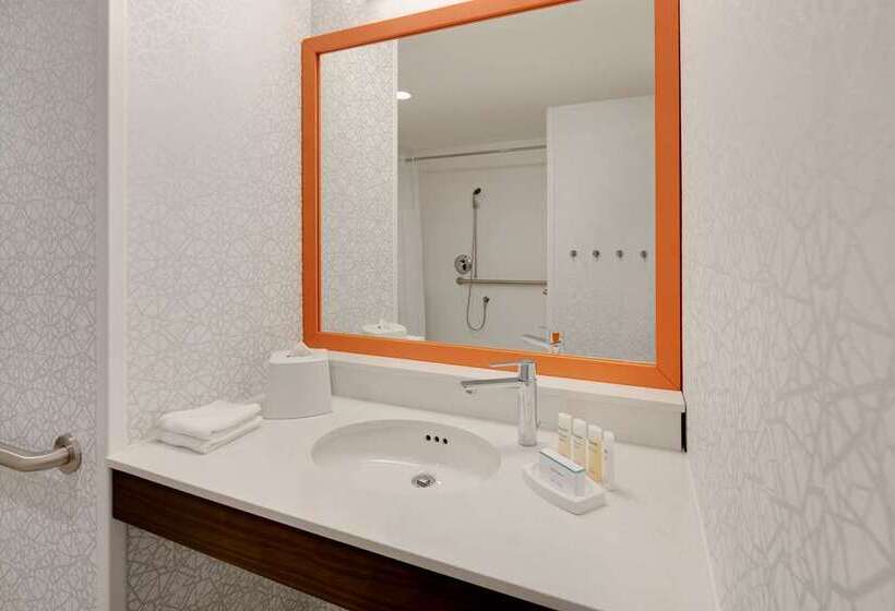 스탠다드 룸, Hampton Inn Latrobe