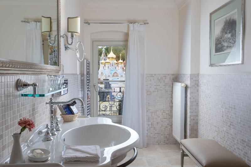 غرفة سوبيريور, Savoy Westend