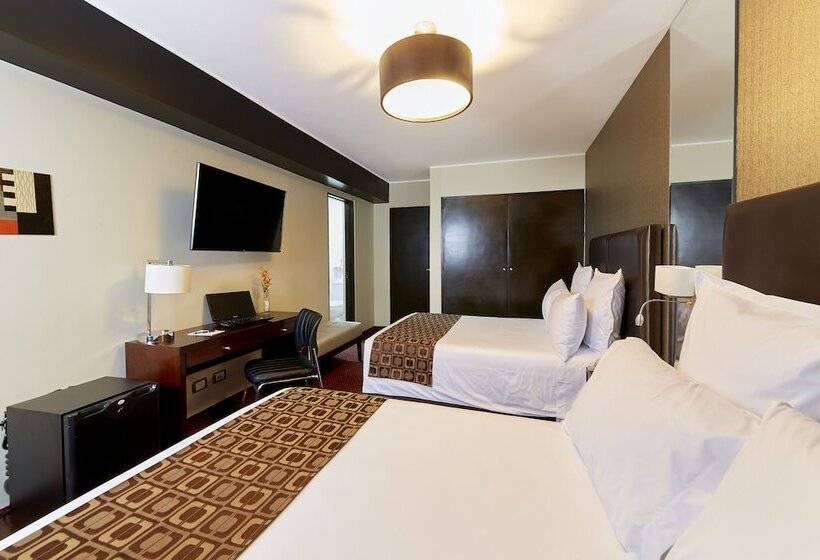 Номер Superior, Carrera