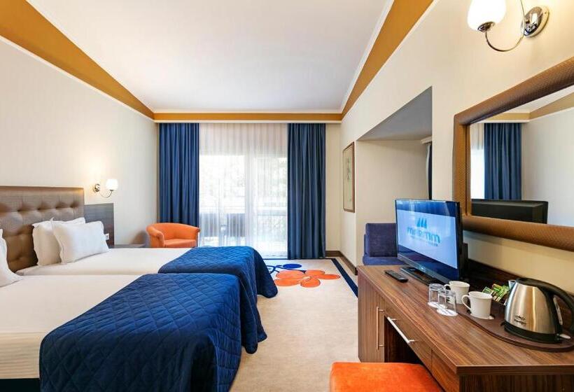 غرفة سوبيريور مطلّة علي الحديقة, Pine Beach Belek