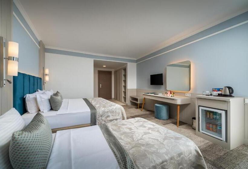 غرفة قياسية مطلّة علي البحر, Pine Beach Belek