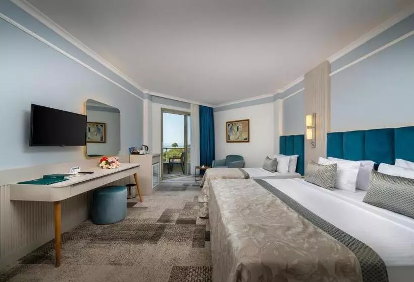 اتاق استاندارد با چشم‌انداز دریا, Pine Beach Belek