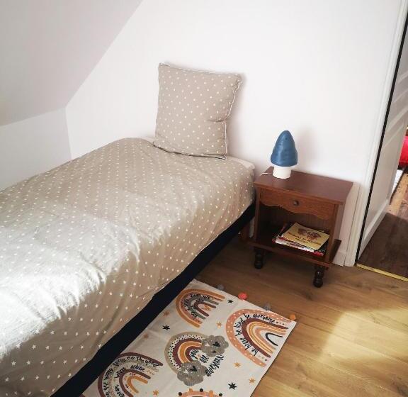 غرفة عائلية, Le Domaine De Coat Rogan L Espace Familial