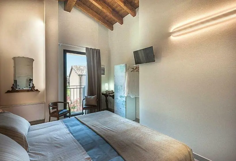 スーペリアールーム, Le Ferrerie Agriturismo Fattoria Marchesini