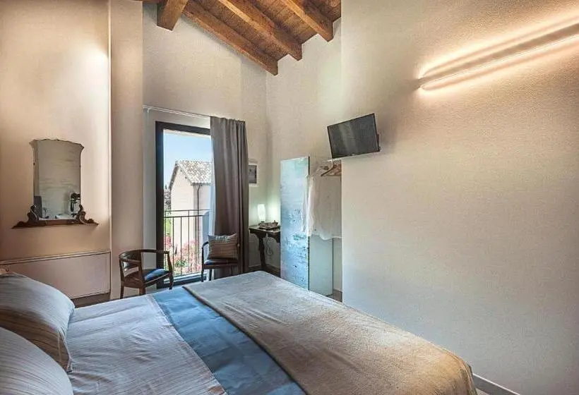 スイート（家族用）, Le Ferrerie Agriturismo Fattoria Marchesini