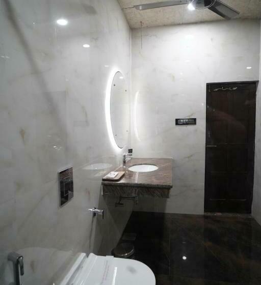 חדר דלוקס, Ambala Haveli