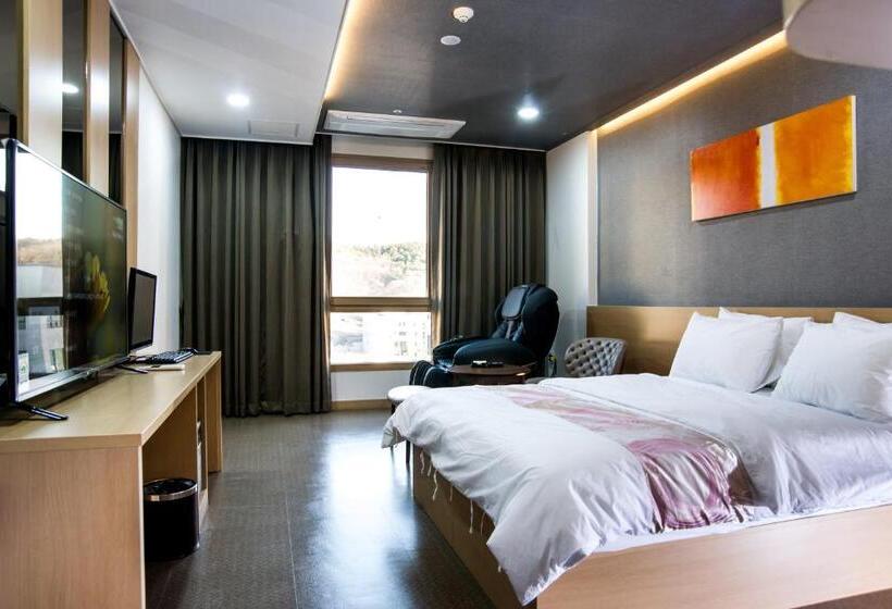 Quarto deluxe, Namyangju Benikea Jd