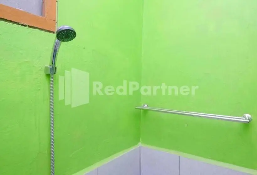 デラックスルーム, Sido Langgeng Tawangmangu Mitra Reddoorz