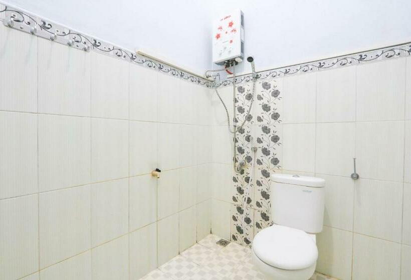 חדר בסיסי, Spot On 2440 Wallet Family Residence Syariah