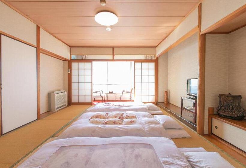 Quarto Triplo Estandar, Tabist Setouchinoyado Takehara Seaside